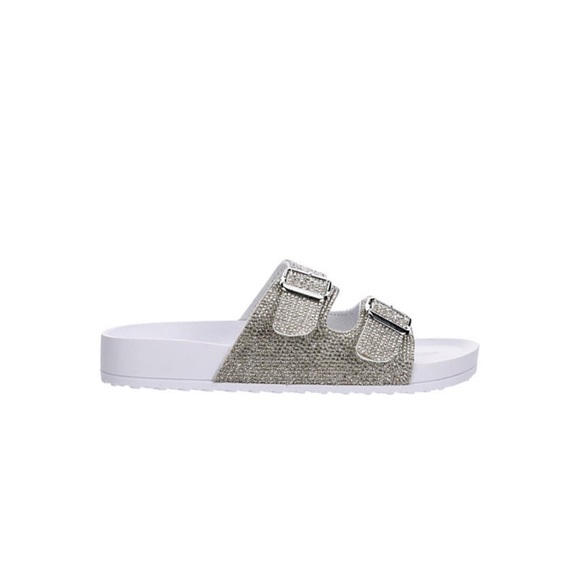 *SOLD* NIB Madden Girl Teddy Rhinestone Slide Sandals White & Silver Size 11 - Picture 3 of 8